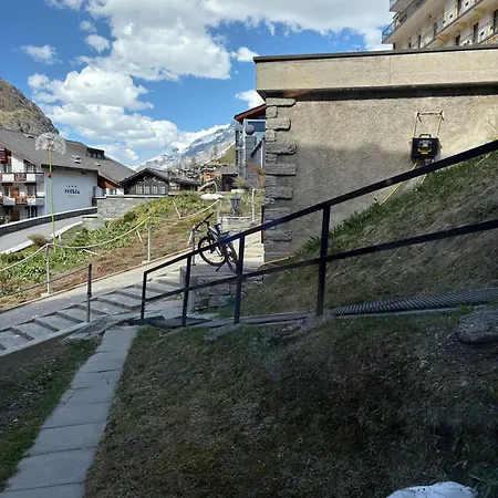 Daire Annelis Zermatt